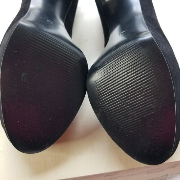 GUESS Black Suede Platform Heels Size 6 π  - Picture 7 of 11